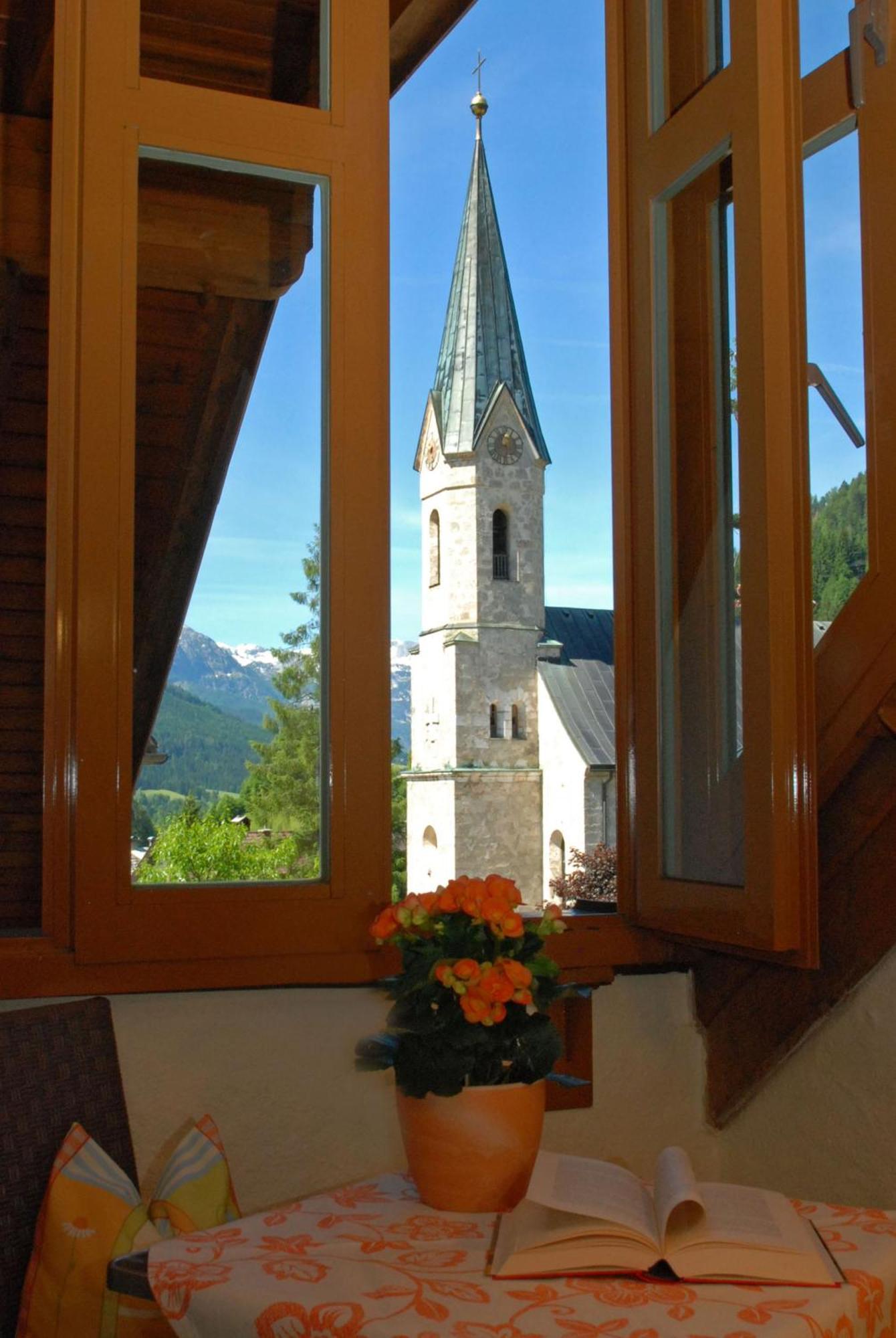 Dachstein West Hotel Gmbh-Kirchenwirt Russbach Russbach am Pass Gschütt Exteriér fotografie